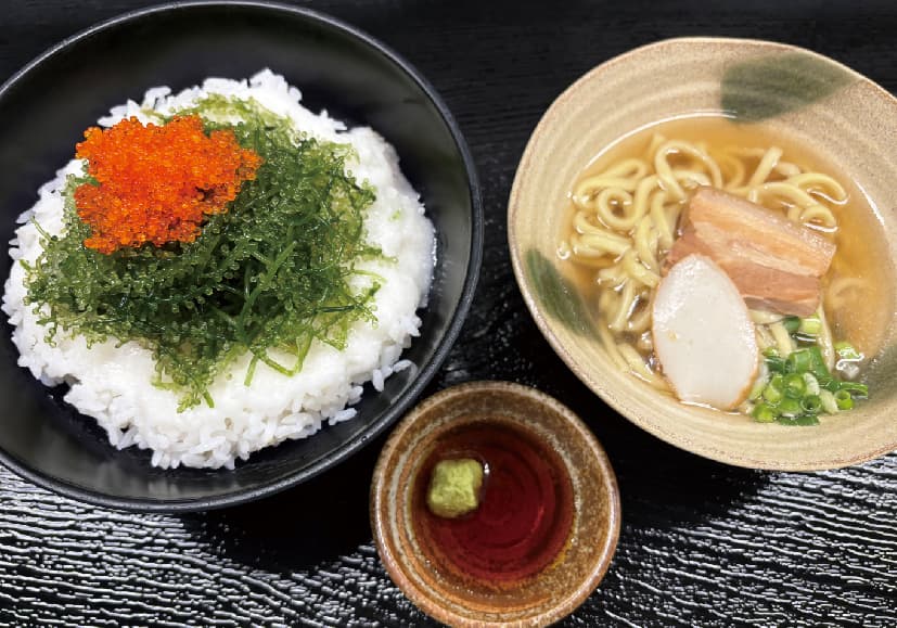 とろろ海ぶどう丼定食